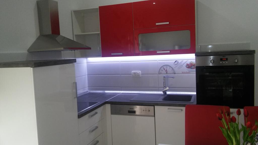 Kaštela Apartment Vedran מראה חיצוני תמונה