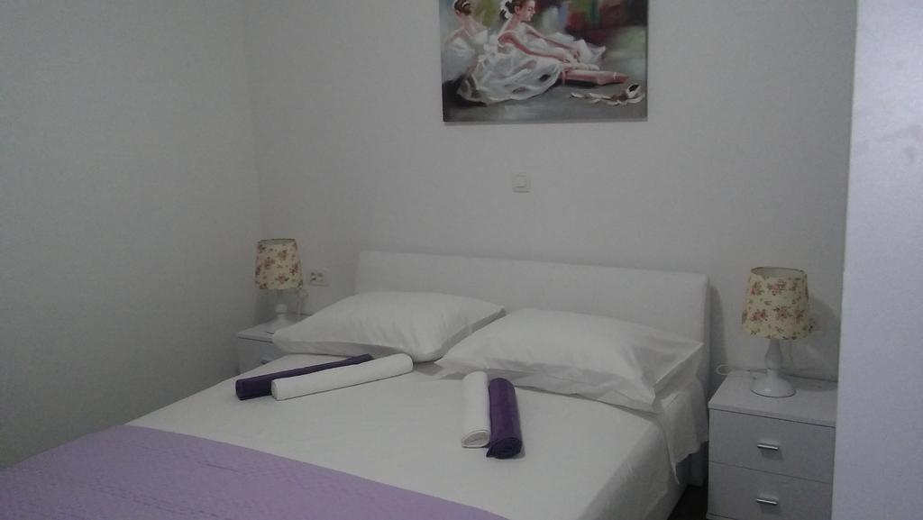 Kaštela Apartment Vedran מראה חיצוני תמונה